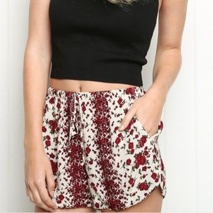 Floral eve shorts